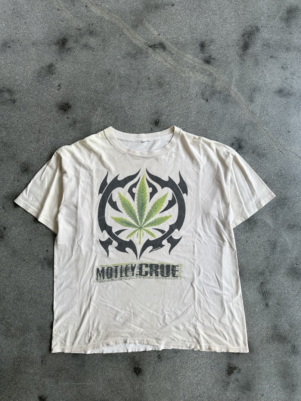 MOTLEY CRUE "SMOKE THE SKY" T-SHIRT BEN SCOTER 1994